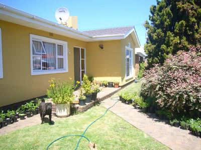 House For Sale in Crawford, Cape Town