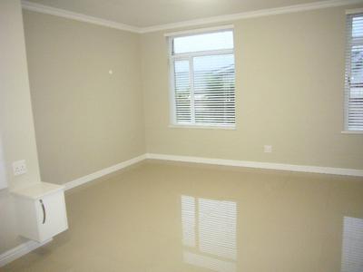 Apartment / Flat For Sale in Newlands, Cape Town