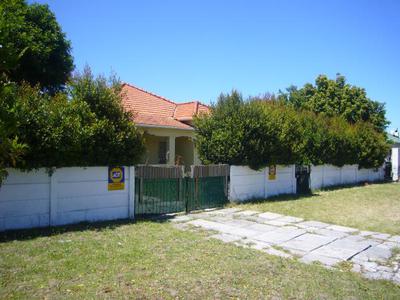 House For Sale in Claremont, Cape Town