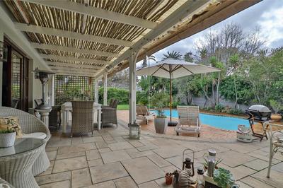 House For Sale in Bergvliet, Cape Town