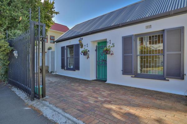 Property For Sale in Harfield Village, Cape Town