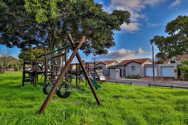 Property For Sale in Kenilworth Park, Cape Town