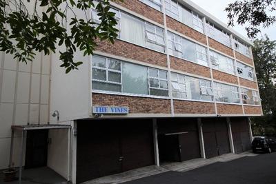 Apartment / Flat For Sale in Wynberg, Cape Town