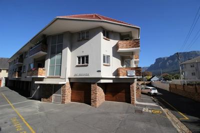 Apartment / Flat For Sale in Rosebank, Cape Town